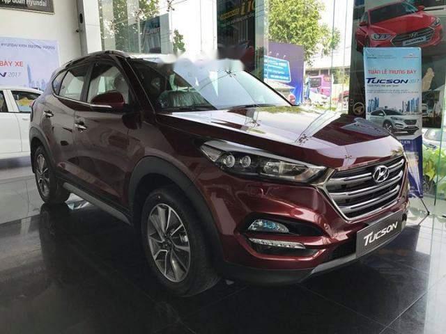 Hyundai Tucson 2018 - Bán Hyundai Tucson sản xuất 2018, màu đỏ giá cạnh tranh