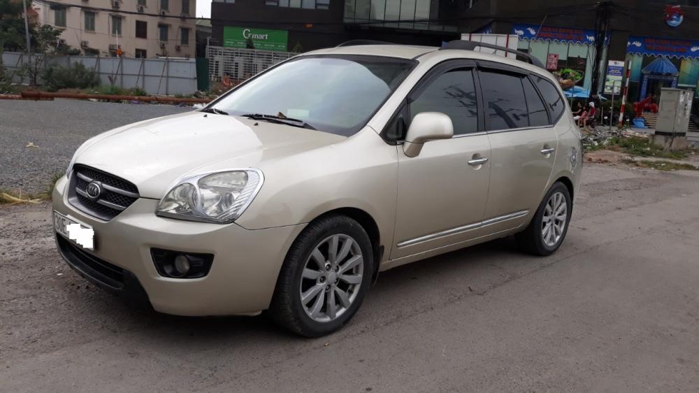 Kia Carens EX 2011 - Cần bán Kia Carens đời 2011, bản đủ, máy 2.0, cửa nóc, màu vàng cát