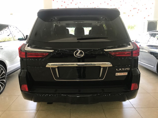 Lexus LX 570 2019 - Bán Lexus LX 570 Luxury Mỹ đời 2019, màu đen, nhập khẩu nguyên chiếc