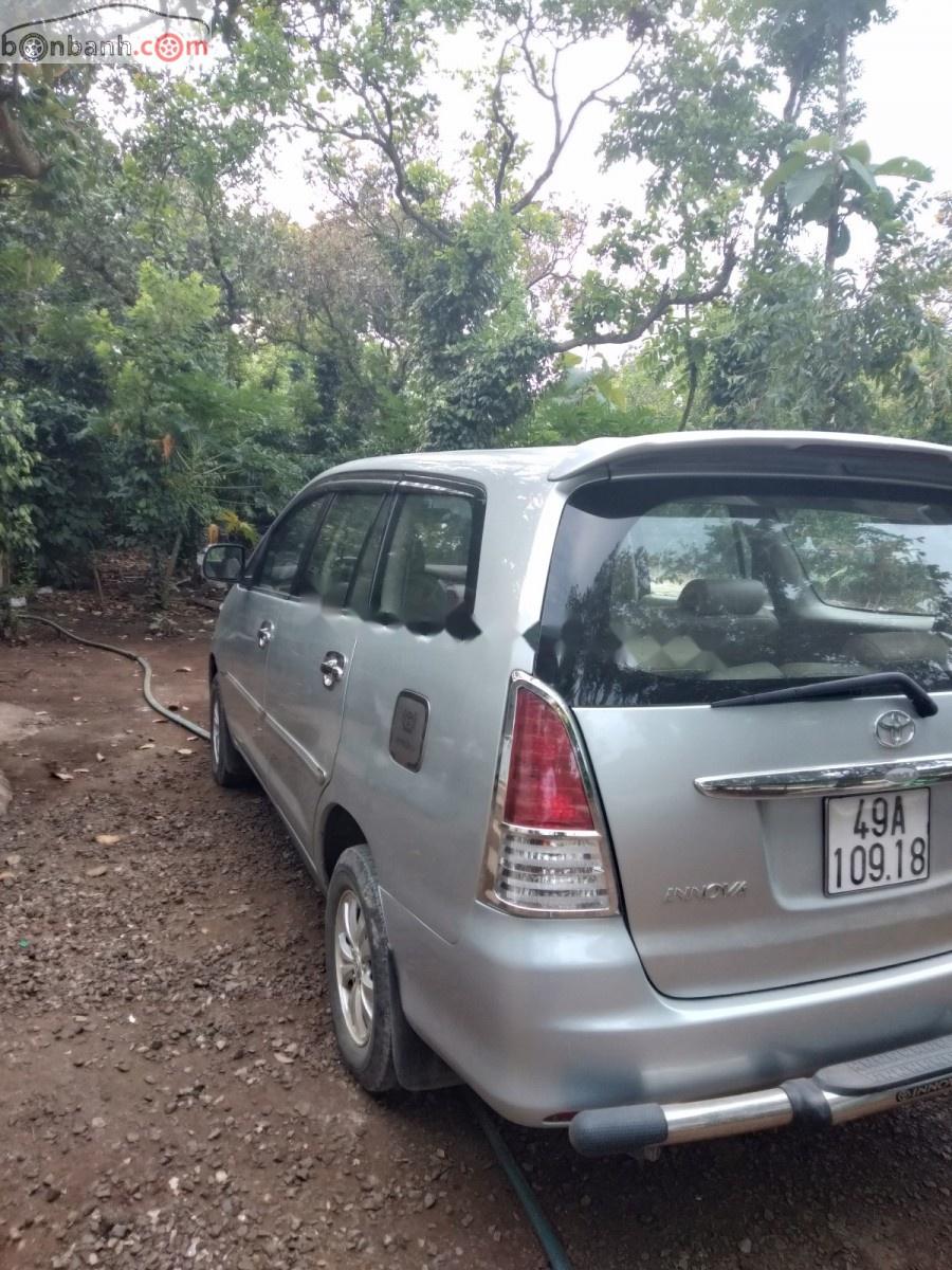 Toyota Innova 2008 - Bán xe Toyota Innova 2008, màu bạc, xe gia đình