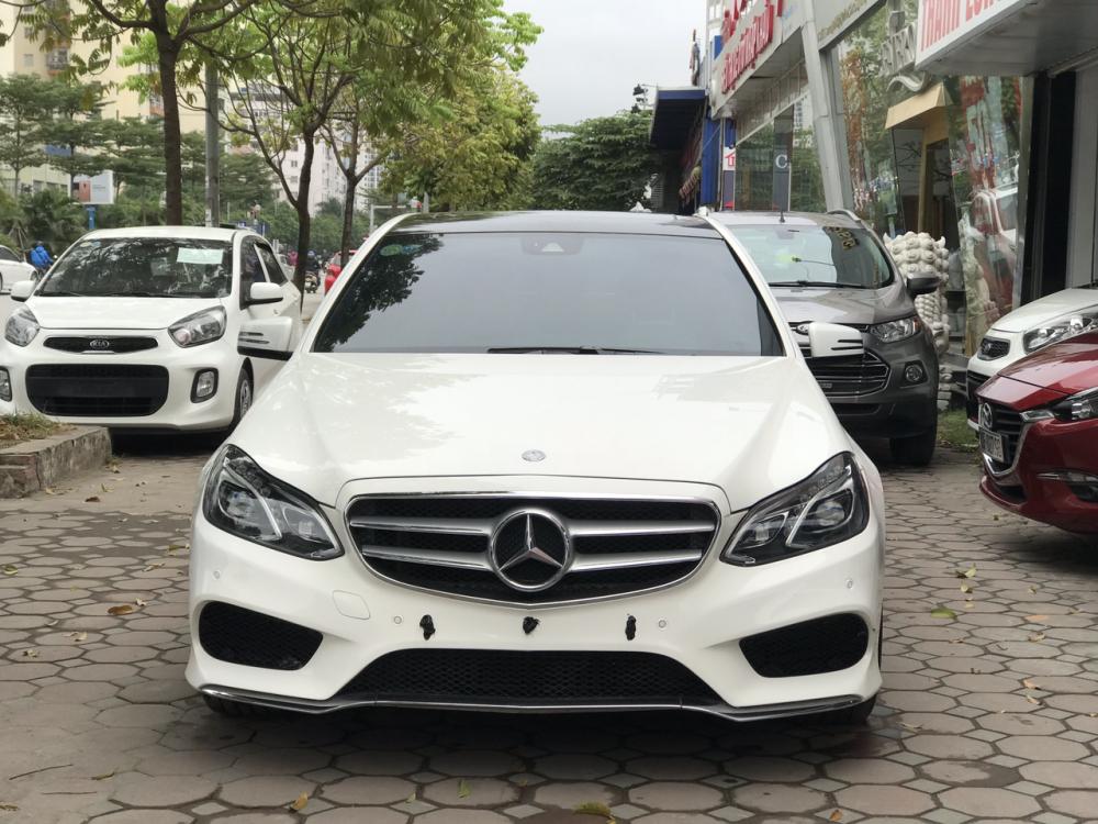 Mercedes-Benz E class E400 AMG 2016 - Cần bán xe Mercedes E400 AMG năm sản xuất 2016, màu trắng