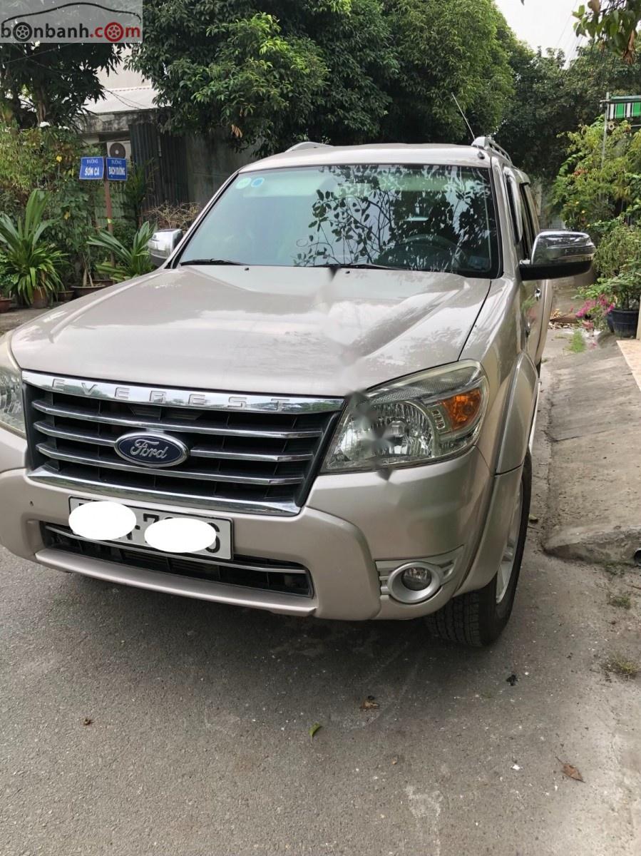 Ford Everest 2.5 MT 2009 - Cần bán xe Ford Everest 2.5 MT 2009 như mới