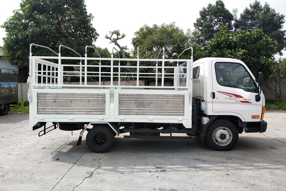 Hyundai Mighty N250 2018 - Bán Hyundai Mighty tải trọng 2500 kg - Liên hệ ngay 0969.852.916 để đặt xe