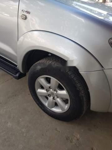 Toyota Fortuner 2010 - Cần bán lại xe Toyota Fortuner năm 2010, màu bạc, nhập khẩu