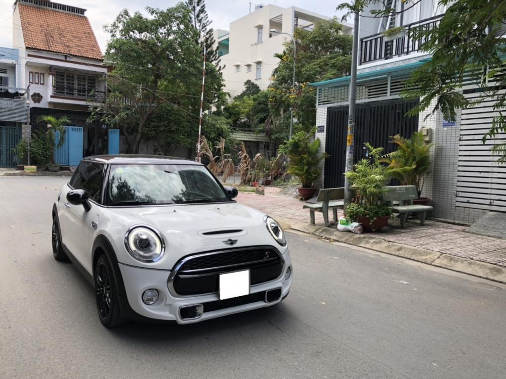 Mini Cooper S 2015 - Bán xe Mini Cooper S tự động 2015 màu trắng, nhập khẩu