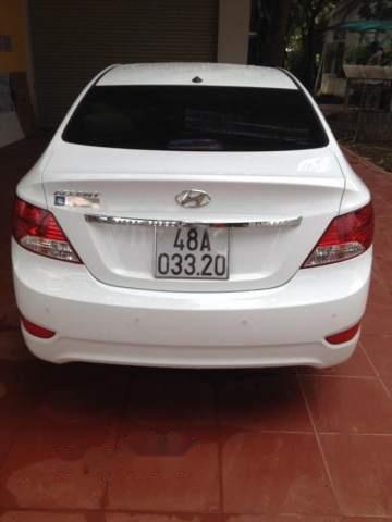 Hyundai Accent 2014 - Bán Hyundai Accent đời 2014, màu trắng xe gia đình