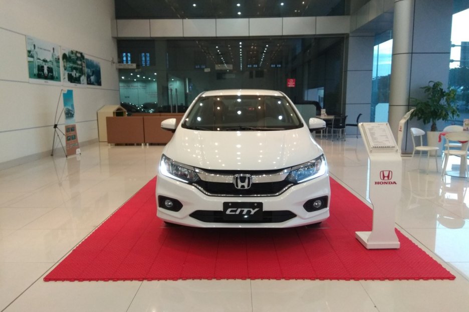 Honda City  1.5L Top 2018 - Bán Honda City TOP, màu trắng, khuyến mãi khủng, trả trước 160tr - LH: 0934017271