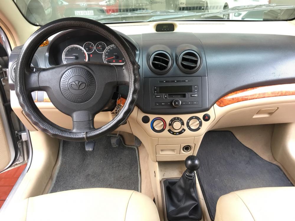 Daewoo Gentra = 2010 - Cần bán xe Daewoo Gentra 1.5MT sản xuất 2010, màu bạc