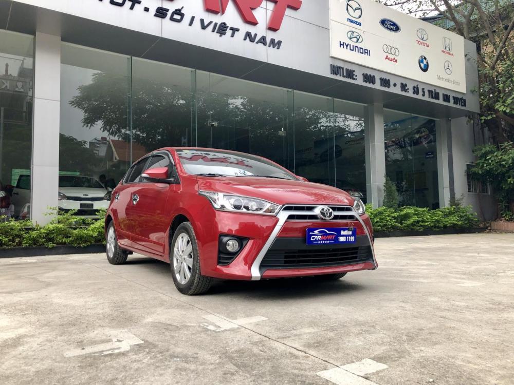 Toyota Yaris G 2015 - Cần bán Toyota Yaris G sản xuất năm 2015, màu đỏ, nhập khẩu, 590 triệu