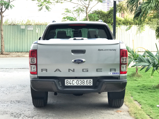 Ford Ranger 3.2AT Wildtrak 2016 - Bán Ford Ranger Wildtrak 3.2AT 03/2016 màu xám titan, một chủ