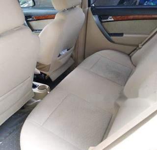 Daewoo Gentra   2010 - Bán gấp Daewoo Gentra đời 2010, màu đỏ, xe đẹp như mới