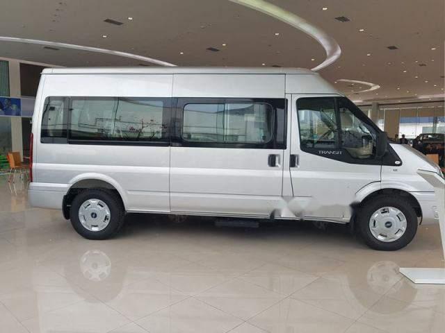 Ford Transit 2018 - Bán Ford Transit năm sản xuất 2018, màu bạc, giá chỉ 799 triệu