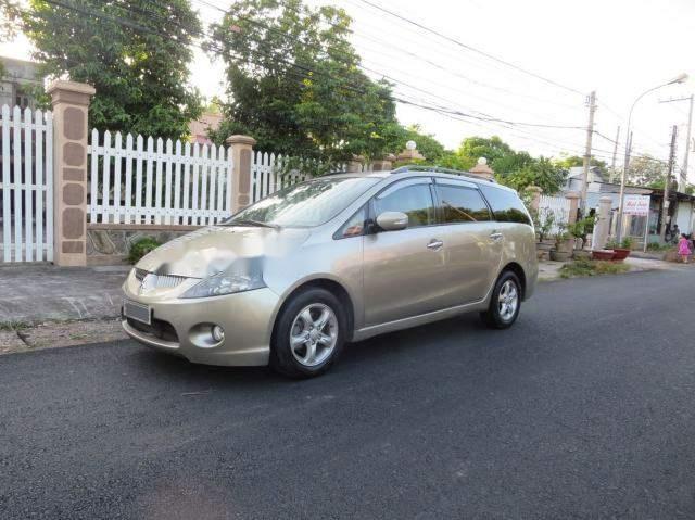 Mitsubishi Grandis   2005 - Bán xe Mitsubishi Grandis đời 2005, màu bạc, số tự động