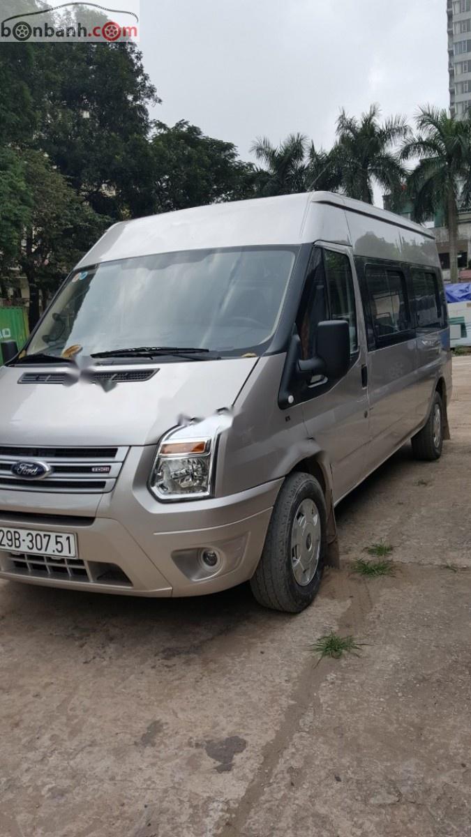 Ford Transit Standard MID 2015 - Cần bán xe Ford Transit Standard MID đời 2015, màu bạc, xe gia đình 