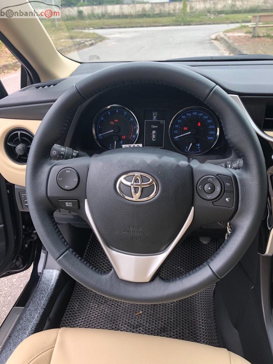 Toyota Corolla altis 1.8G AT 2018 - Cần bán xe Toyota Corolla altis 1.8G AT 2018, màu đen chính chủ giá cạnh tranh