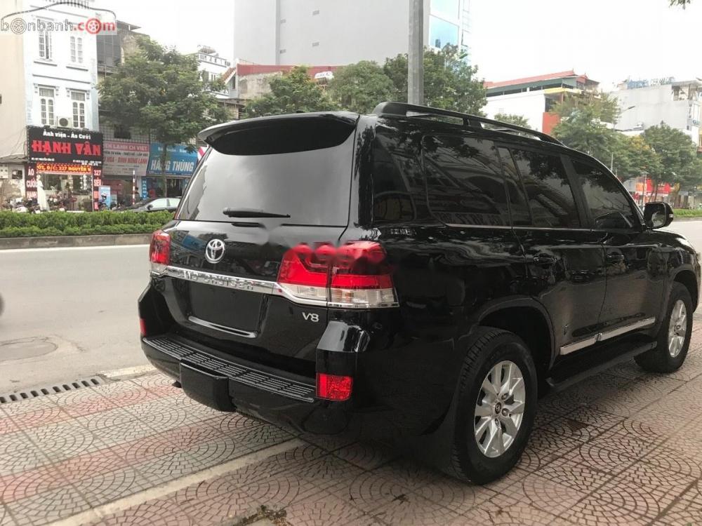 Toyota Land Cruiser 5.7 2015 - Cần bán xe Toyota Land Cruiser 5.7 sản xuất 2015, màu đen, xe nhập như mới