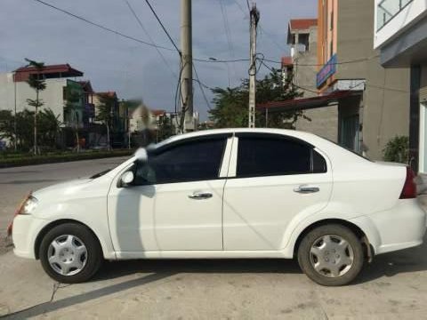 Daewoo Gentra 2010 - Cần bán lại xe Daewoo Gentra đời 2010, màu trắng, giá chỉ 165 triệu