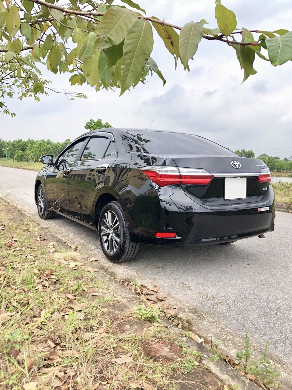 Toyota Corolla altis 1.8G AT 2018 - Bán Toyota Corolla Ailtis 1.8G 2018, sơn zin 100%