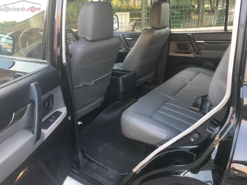 Mitsubishi Pajero 2007 - Bán gấp Mitsubishi Pajero đời 2007, màu đen, nhập khẩu