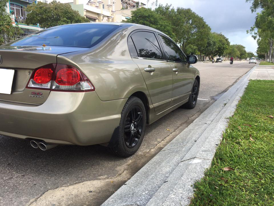 Honda City 2.0AT 2010 - Cần bán gấp Honda Civic 2010 màu vàng cát, tự động full option