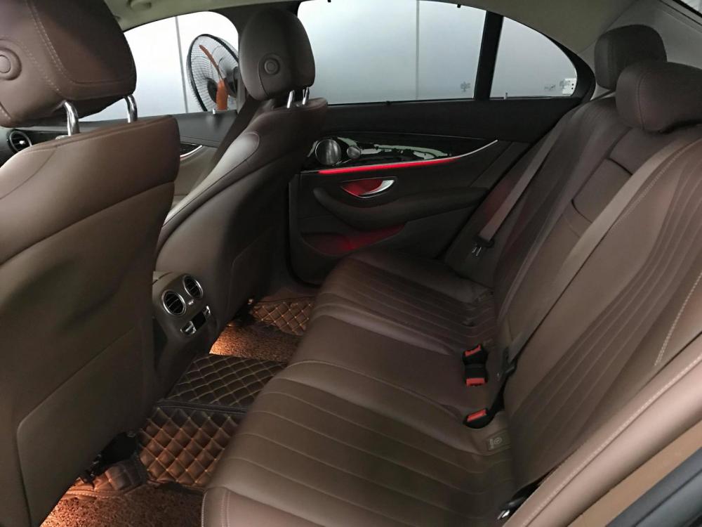 Mercedes-Benz E class E250 2016 - Bán Mercedes E250 đời 2016, ĐK 2017, màu đen