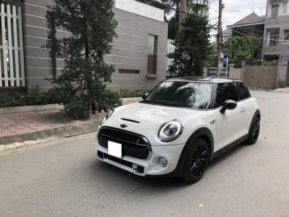 Mini Cooper S 2015 - Bán xe Mini Cooper S tự động 2015 màu trắng, nhập khẩu