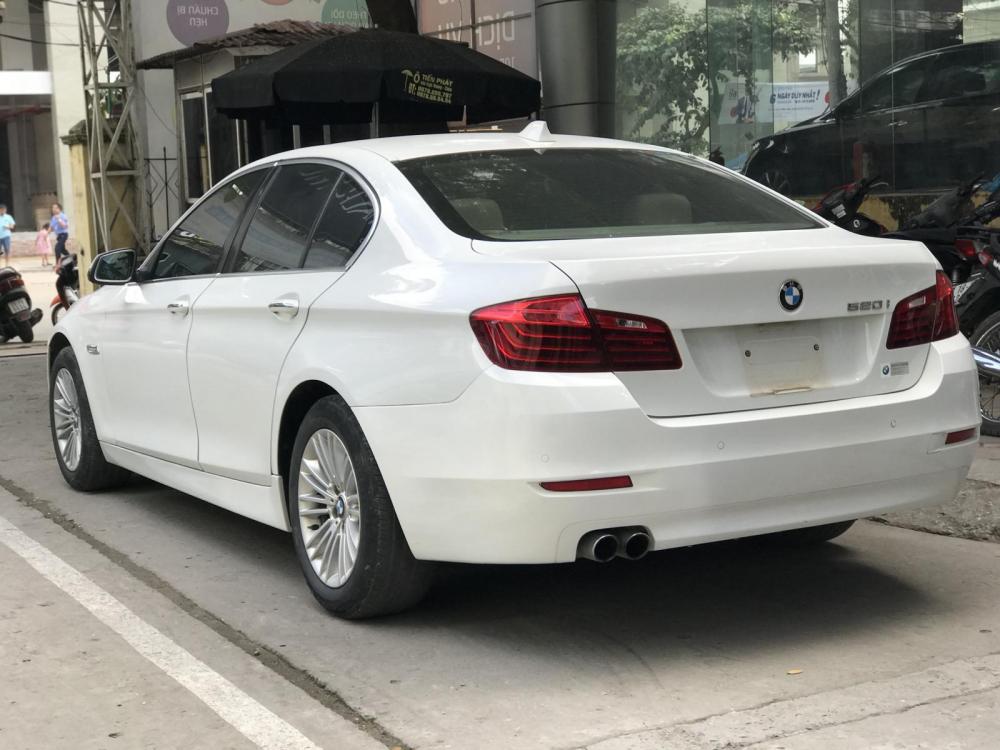 BMW 5 Series 520i 2015 - Bán xe BMW 520i Series năm 2015 màu trắng kem