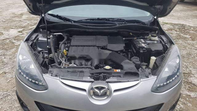 Mazda 2  S  2014 - Bán Mazda 2 S đời 2014, màu bạc giá cạnh tranh