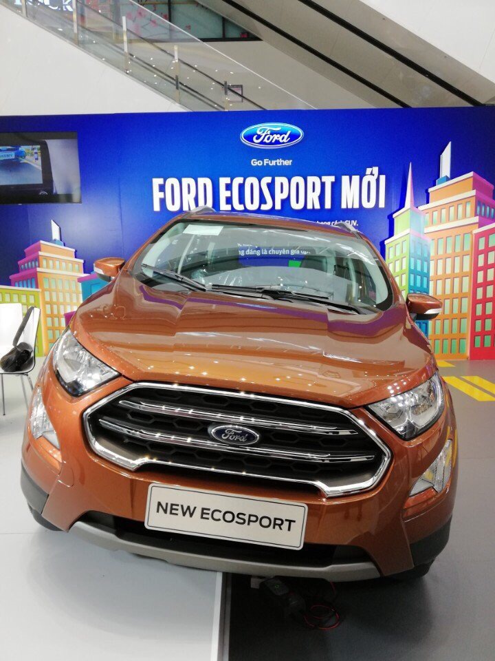 Ford EcoSport Trend 1.5L AT 2018 - Bán xe Ford EcoSport đời 2018, màu nâu, giá tốt ở Ninh Bình, chỉ từ 120tr lăn bánh ngay, sẵn xe giao ngay