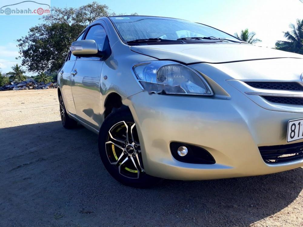 Toyota Vios 2010 - Cần bán gấp Toyota Vios 2010, màu vàng, nhập khẩu