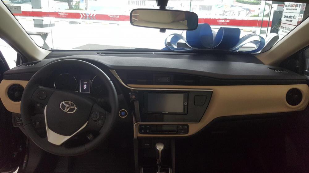 Toyota Corolla altis 1.8G AT 2018 - Bán Toyota Corolla Altis 1.8G AT đủ màu, giao xe ngay, hỗ trợ ngân hàng lãi suất ưu đãi. Hotline 0987404316