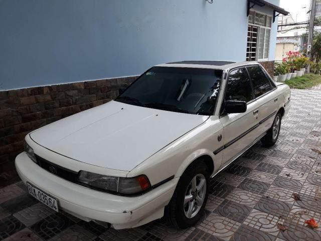 Toyota Camry 1988 - Cần bán lại xe Toyota Camry năm 1988, màu trắng, nhập khẩu