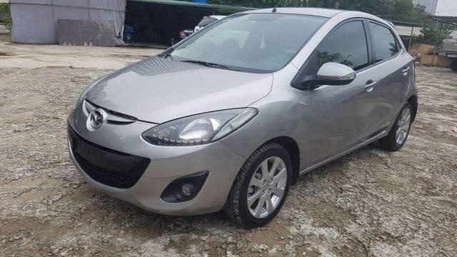 Mazda 2  S  2014 - Bán Mazda 2 S đời 2014, màu bạc giá cạnh tranh