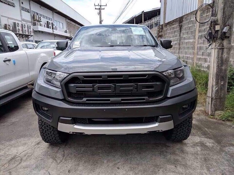 Ford Ranger Raptor 2.0L Bi - Turbo AT 4x4 2018 - Cần bán Ford Ranger Raptor 2.0L Bi - Turbo AT 4x4 sản xuất 2018, màu xanh, nhập khẩu liên hệ 0911997877