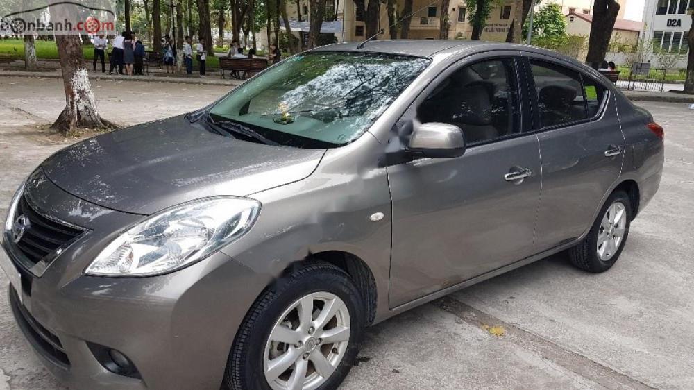 Nissan Sunny XV 2015 - Bán ô tô Nissan Sunny XV sản xuất 2015, màu xám  