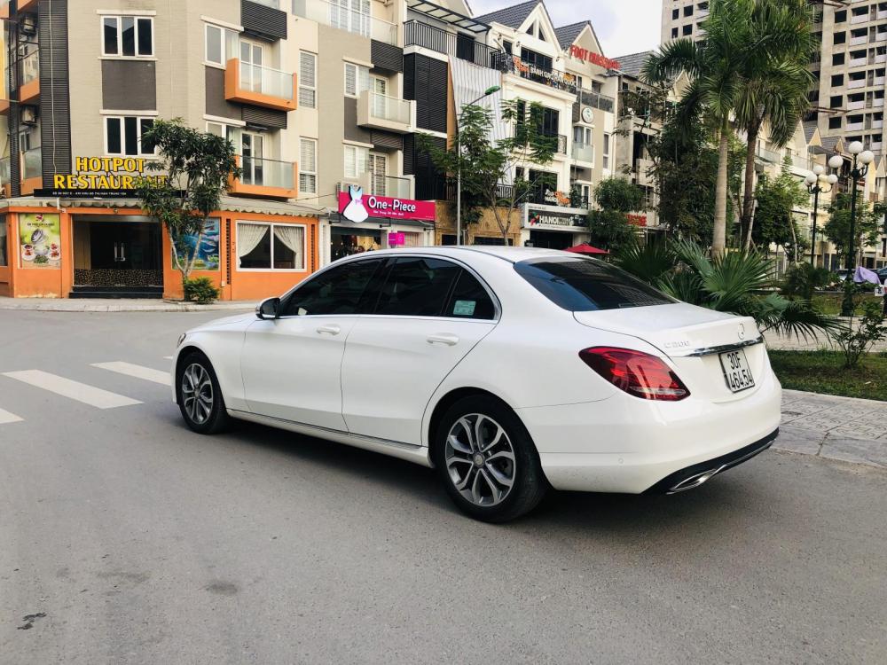 Mercedes-Benz C class C200 2016 - Bán C200 model 2017 màu trắng, xe đẹp xuất sắc