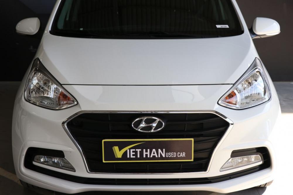 Hyundai Grand i10 1.2AT 2018 - Bán ô tô Hyundai Grand i10 1.2AT đời 2018, màu trắng giá cạnh tranh