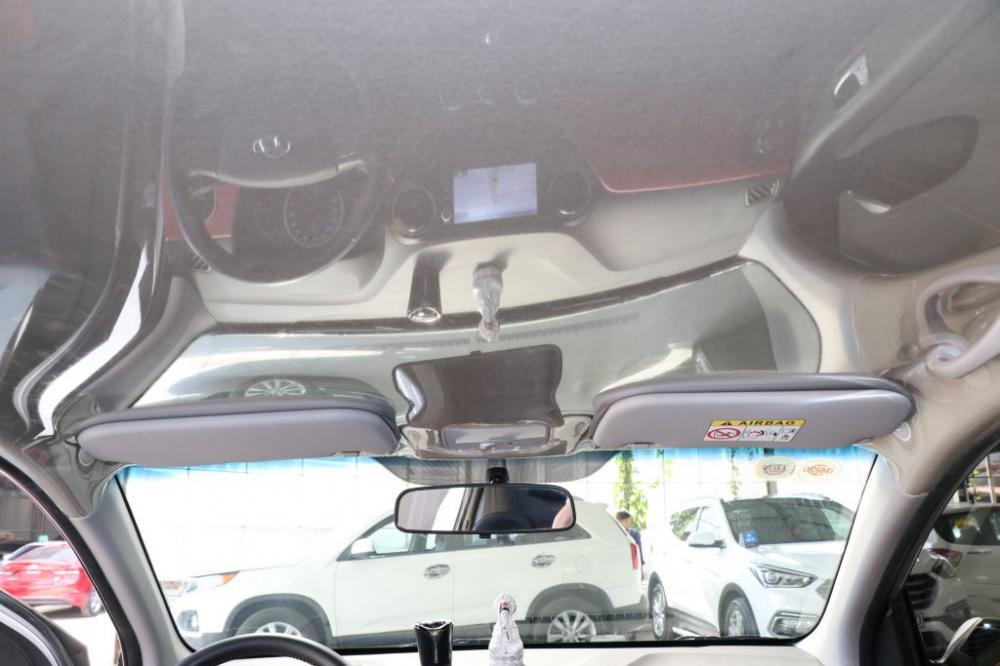 Hyundai Grand i10 1.2AT 2017 - Cần bán Hyundai Grand i10 1.2AT sản xuất năm 2017, màu bạc, giá tốt