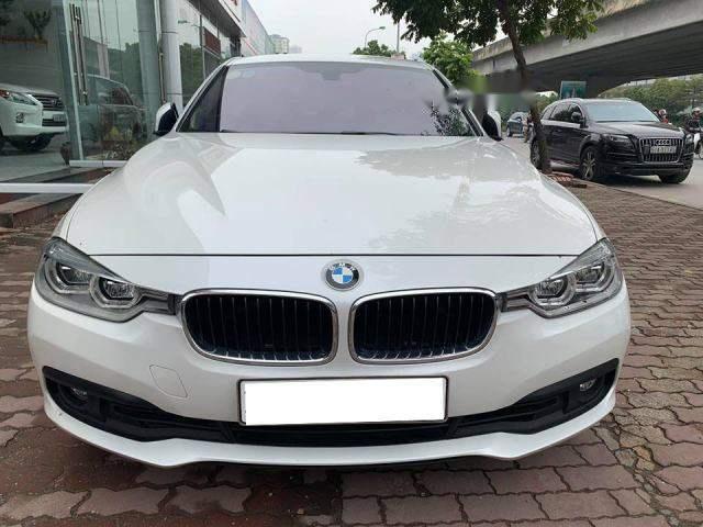 BMW 3 Series 320i LCI 2016 - Bán BMW 3 Series 320i LCI năm 2016, màu trắng, nhập khẩu