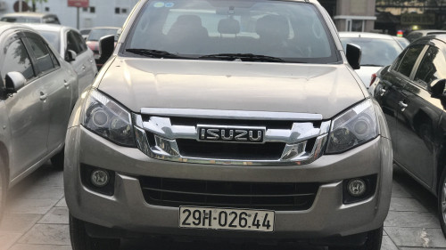 Isuzu Dmax 2.5 AT 2016 - Bán Isuzu Dmax 2.5 AT sản xuất năm 2016, màu bạc, 555 triệu