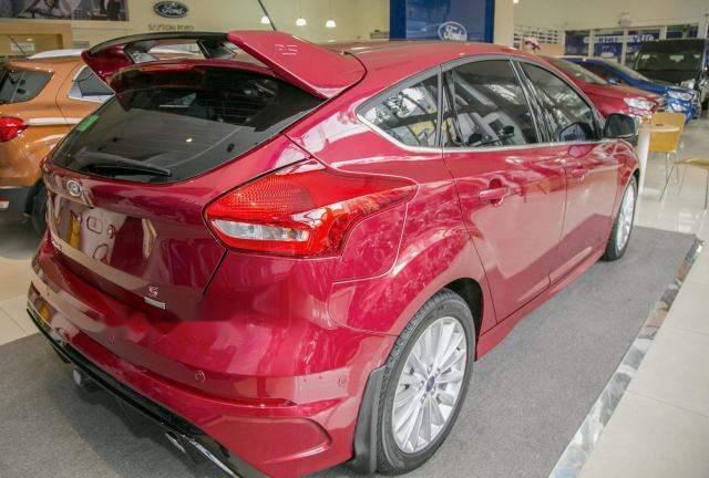 Ford Focus   2018 - Bán xe Ford Focus năm sản xuất 2018, màu đỏ