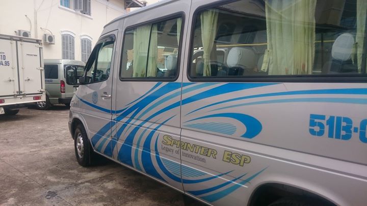 Mercedes-Benz Sprinter MT 2012 - Bán nhanh Mercedes Sprinter 311 máy dầu 2012, màu bạc, xe đẹp