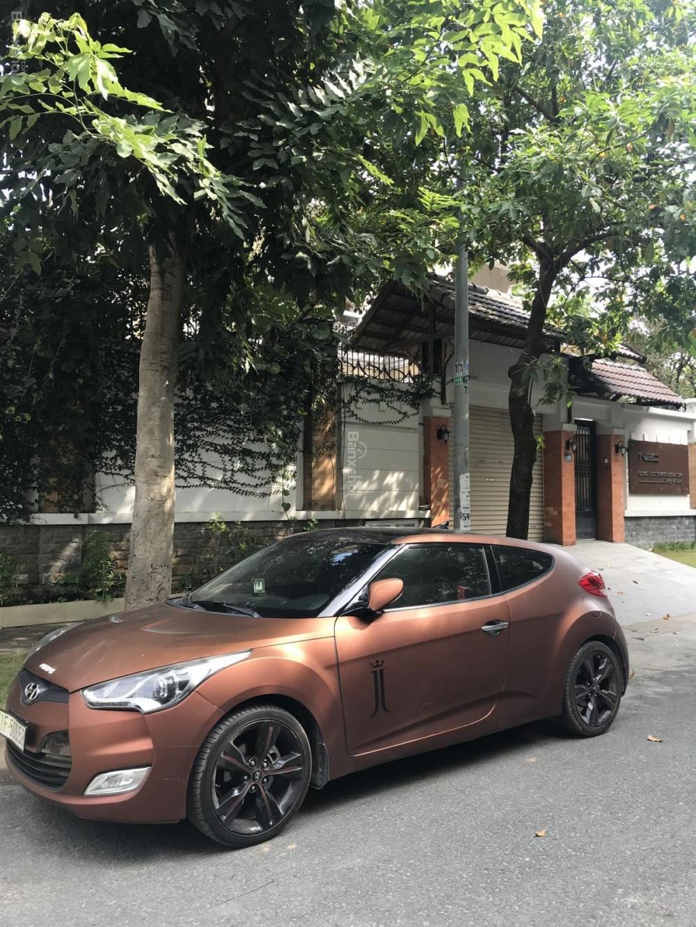 Hyundai Veloster 2011 - Cần bán lại xe Hyundai Veloster đời 2011, nhập khẩu nguyên chiếc, giá tốt