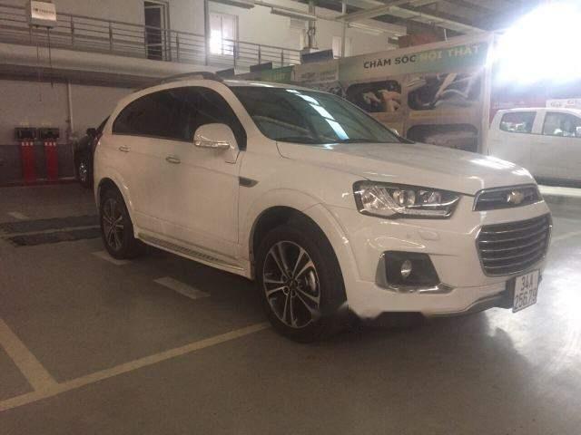 Chevrolet Captiva   2018 - Bán xe Chevrolet Captiva đời 2018, màu trắng, chính chủ, giá 600tr