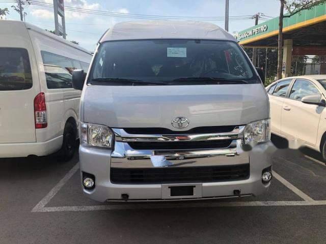 Toyota Hiace   2018 - Cần bán Toyota Hiace đời 2019, 15 chỗ, màu bạc, nhập khẩu