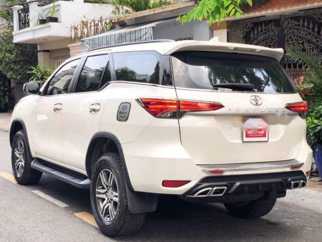 Toyota Fortuner 2.4G  2017 - Bán Toyota Fortuner 2.4G 2017, màu trắng, nhập khẩu nguyên chiếc ít sử dụng