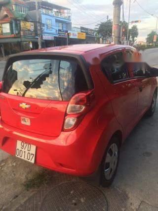 Chevrolet Spark 2017 - Cần bán lại xe Chevrolet Spark đời 2017, màu đỏ đẹp như mới