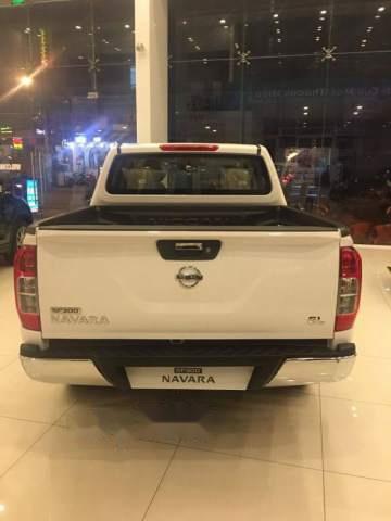 Nissan Navara 2018 - Bán xe Nissan Navara sản xuất 2018, màu trắng, nhập khẩu