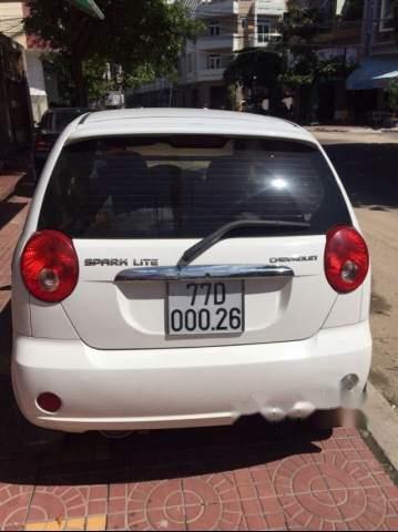 Chevrolet Spark   Lite  2015 - Bán Chevrolet Spark Lite sản xuất năm 2015, màu trắng, xe gia đình