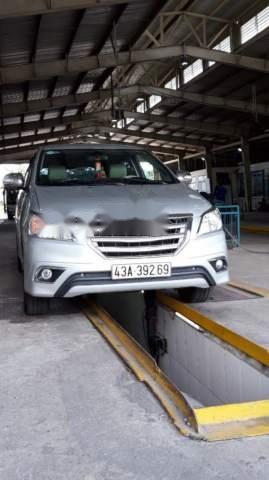 Toyota Innova 2009 - Cần bán lại xe Toyota Innova năm 2009, màu bạc, nhập khẩu nguyên chiếc xe gia đình giá cạnh tranh